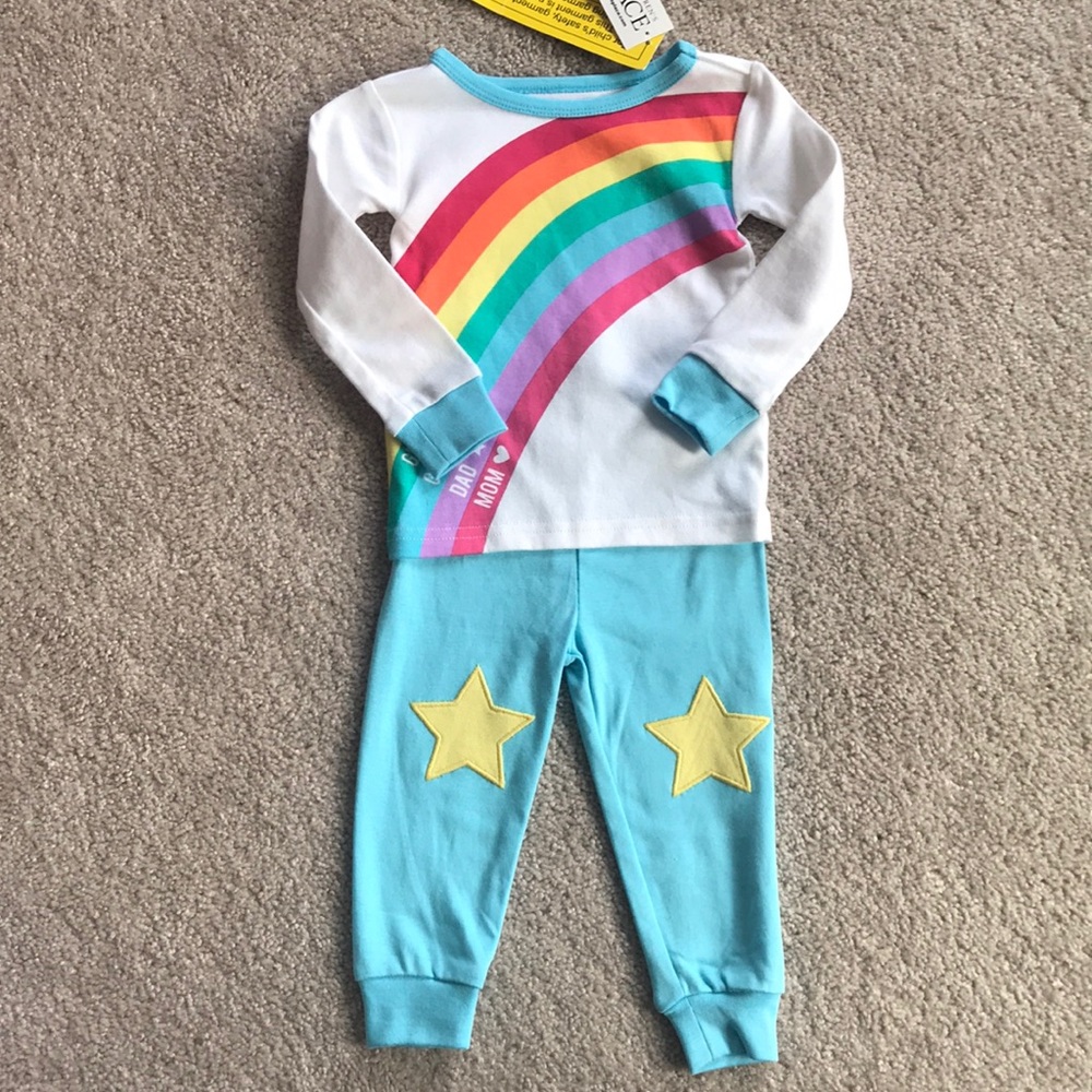 Children's Place Rainbow Pajama Set (size 6-9m)
